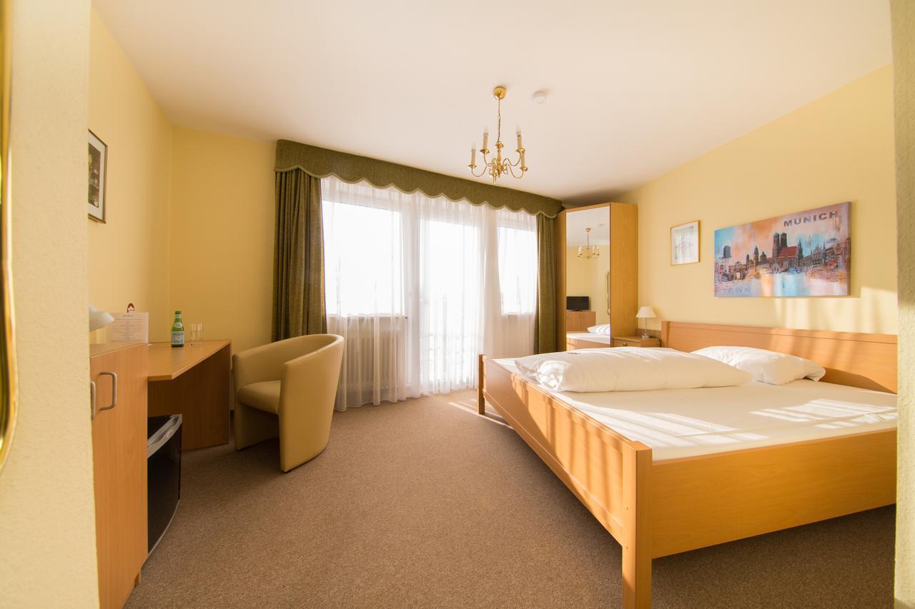 Hotel Simon Gauting Luaran gambar