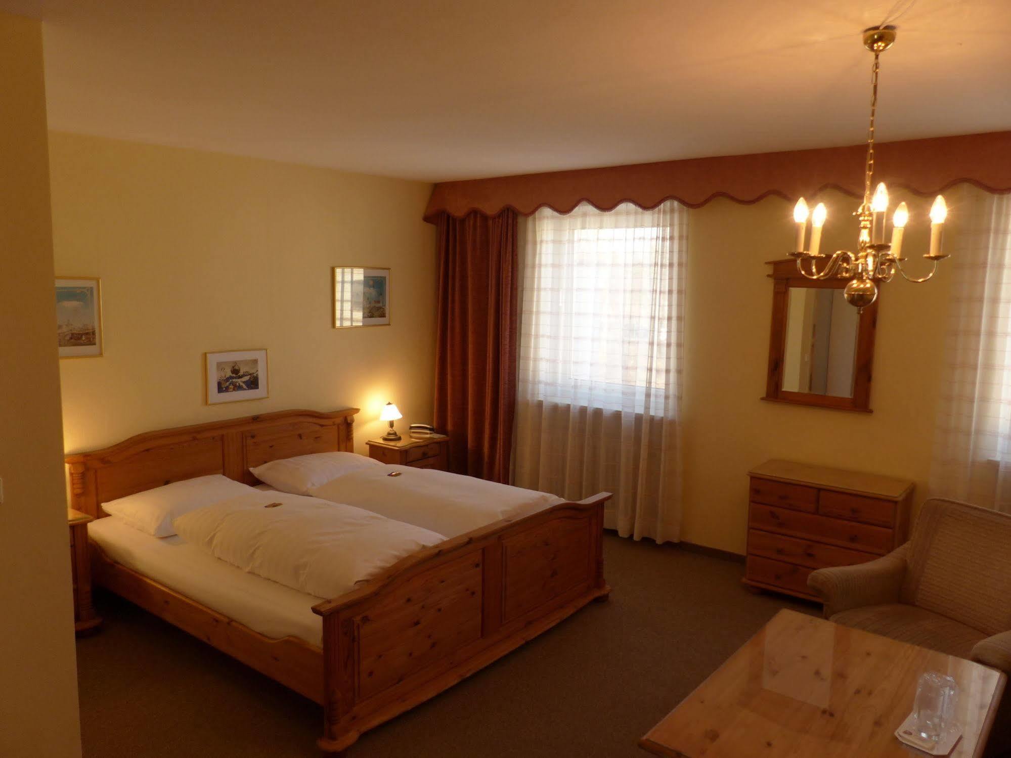 Hotel Simon Gauting Luaran gambar
