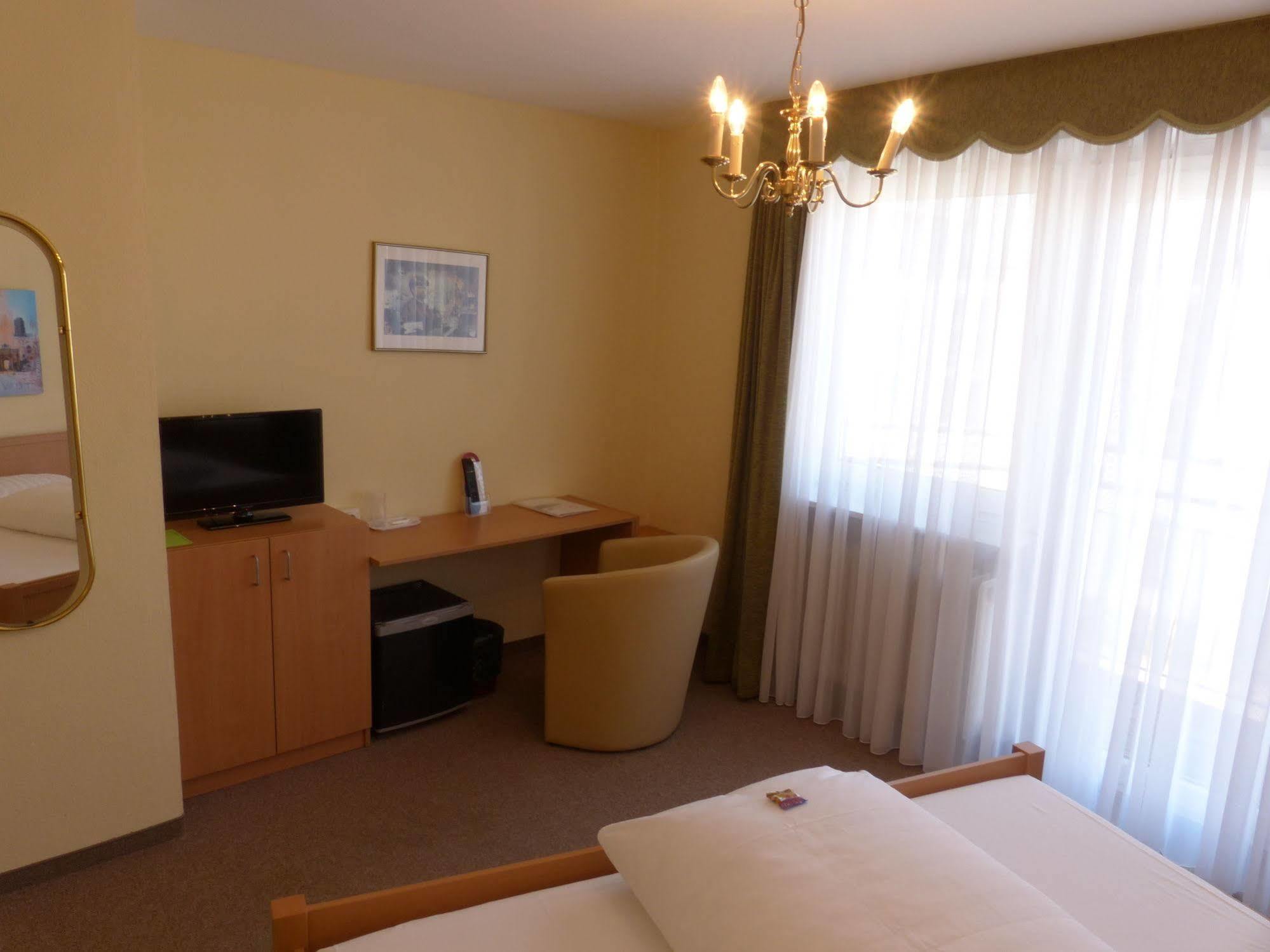 Hotel Simon Gauting Luaran gambar